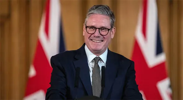 Британія стежить за Венесуелою та радить громадянам залишатися на місці