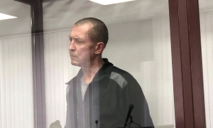 Фото: окупанти ховають закатованих жителів Маріуполя у братській могилі за містом