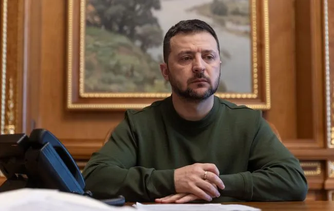 Зеленський розповів, чому тристороння зустріч з РФ зривається