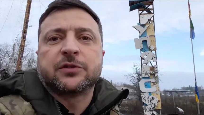 Зеленський на тлі заяв про контратаку ЗСУ приїхав у Куп'янськ