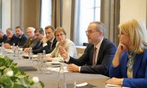 最高反腐败法院对前外交部官员班科夫下达了羁押令，保释金定为1000万格里夫纳
