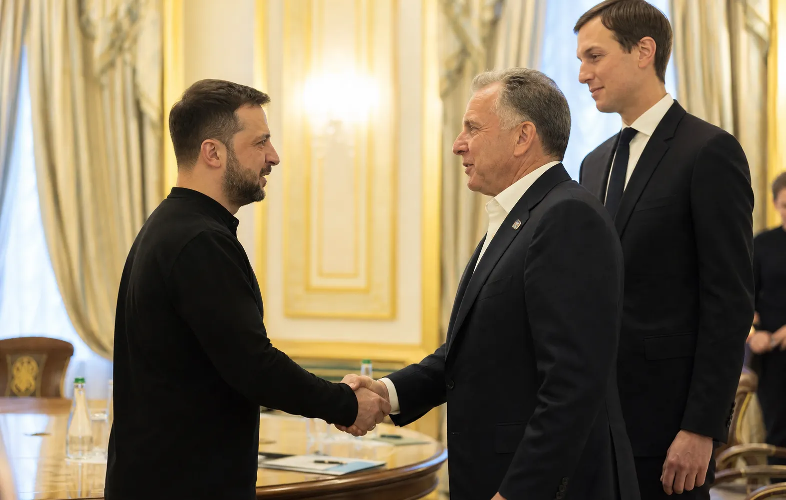 Zelenskyy: US seeks steps to de-escalate war in winter