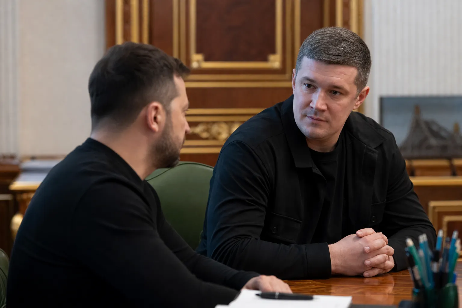 Zelenski spotkał się z Fedorowem w szóstym dniu protestów