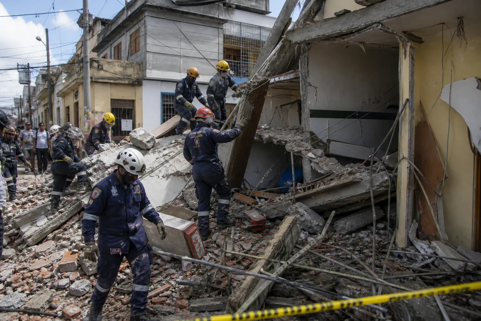 A 7.4-magnitude earthquake in Colombia claimed the lives of 111 people