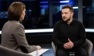 Фото, видео: в Казахстане митингующие захватили мэрию Алматы