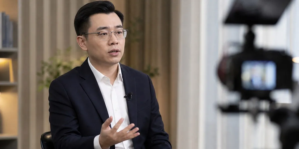 Dziennikarz w Chinach twierdzi, że USA finansują grupy — ECNS
