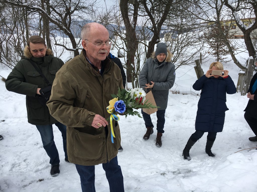 Фото: в Польше открылся памятник Небесной сотни и Революции Достоинства