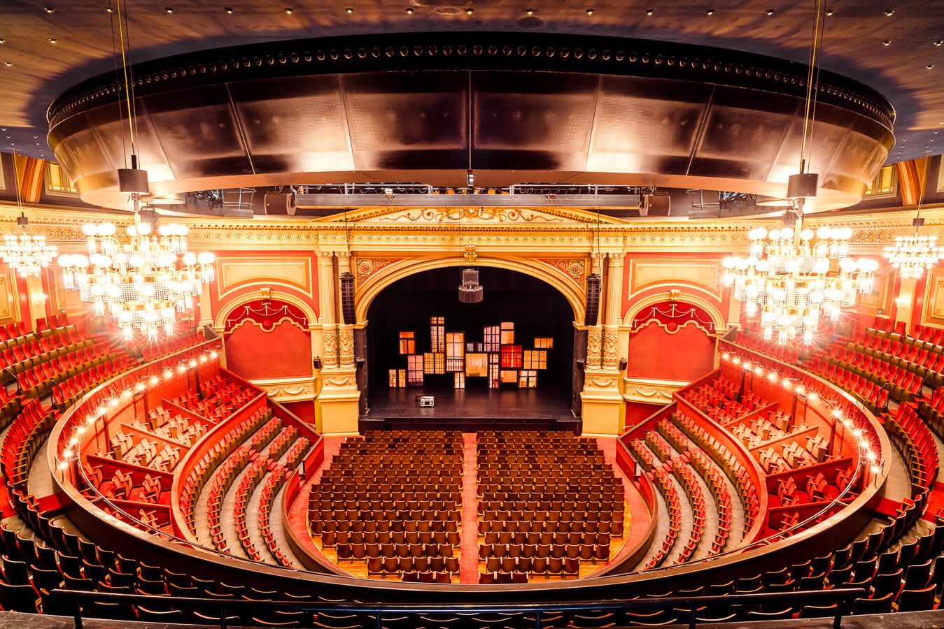 Сегодня в мире отмечается День театра