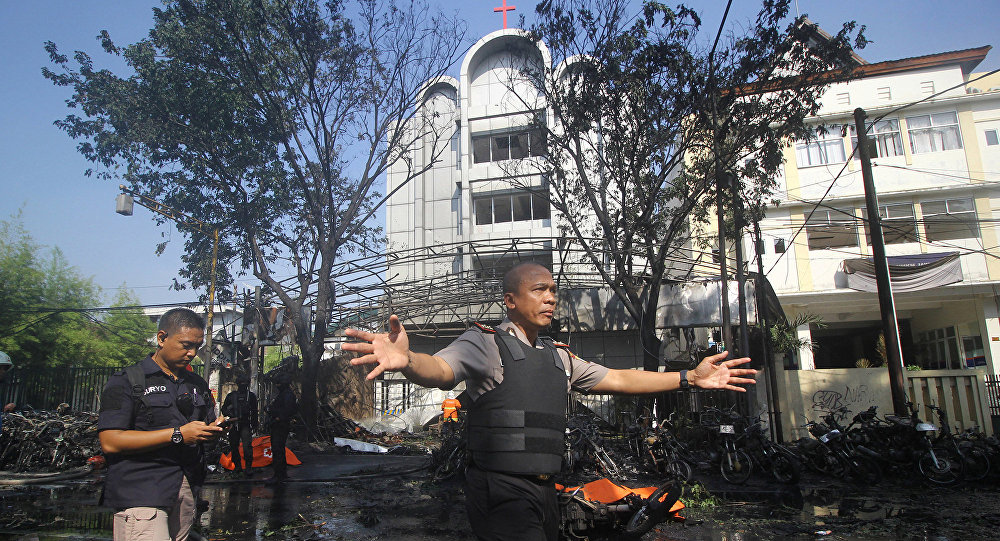 Теракты в Индонезии: к взрывам причастна одна семья