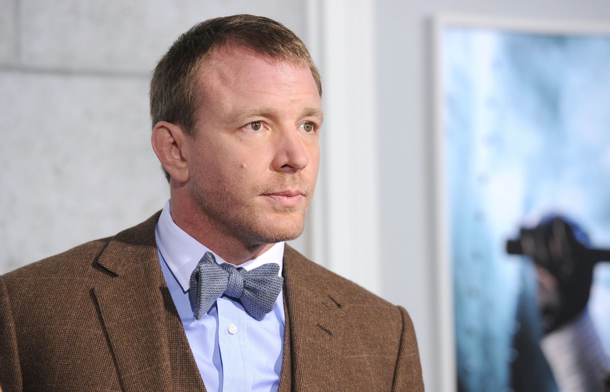 Видео: Гай Ричи снял промо к ЧМ-2018 со звездами мирового футбола