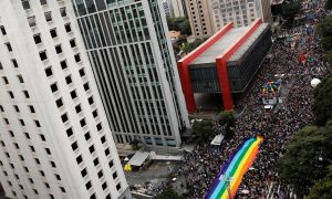 Видео, Фото: самый масштабный гей-парад прошел в Бразилии