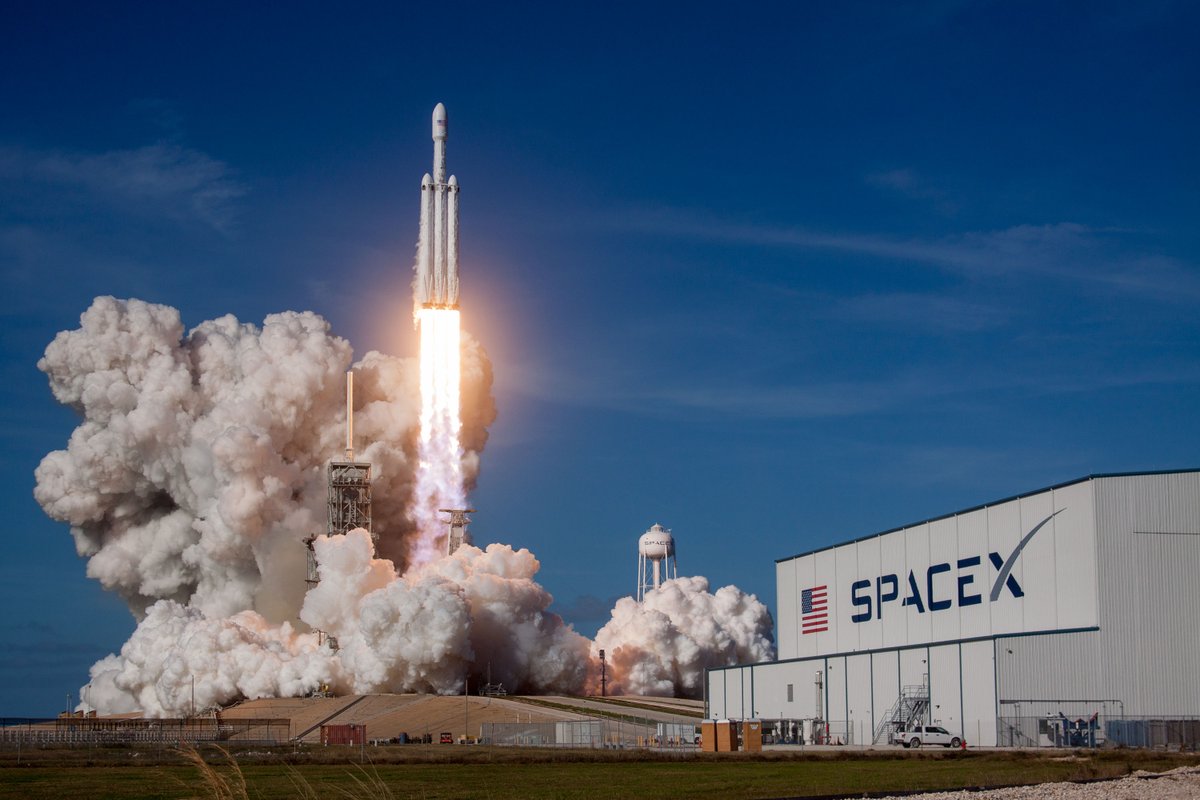 Трансляция: SpaceX запускает Falcon Heavy в «самый сложный полет» для Пентагона