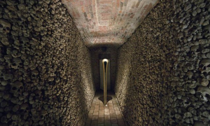 Фотограф показал самые страшные туристические места планеты