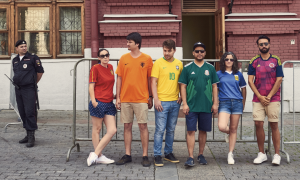 ЛГБТ-активисты провели в Москве акцию «Скрытая радуга»