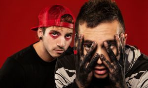 Видео: дуэт Twenty One Pilots представил снятый в Киеве клип
