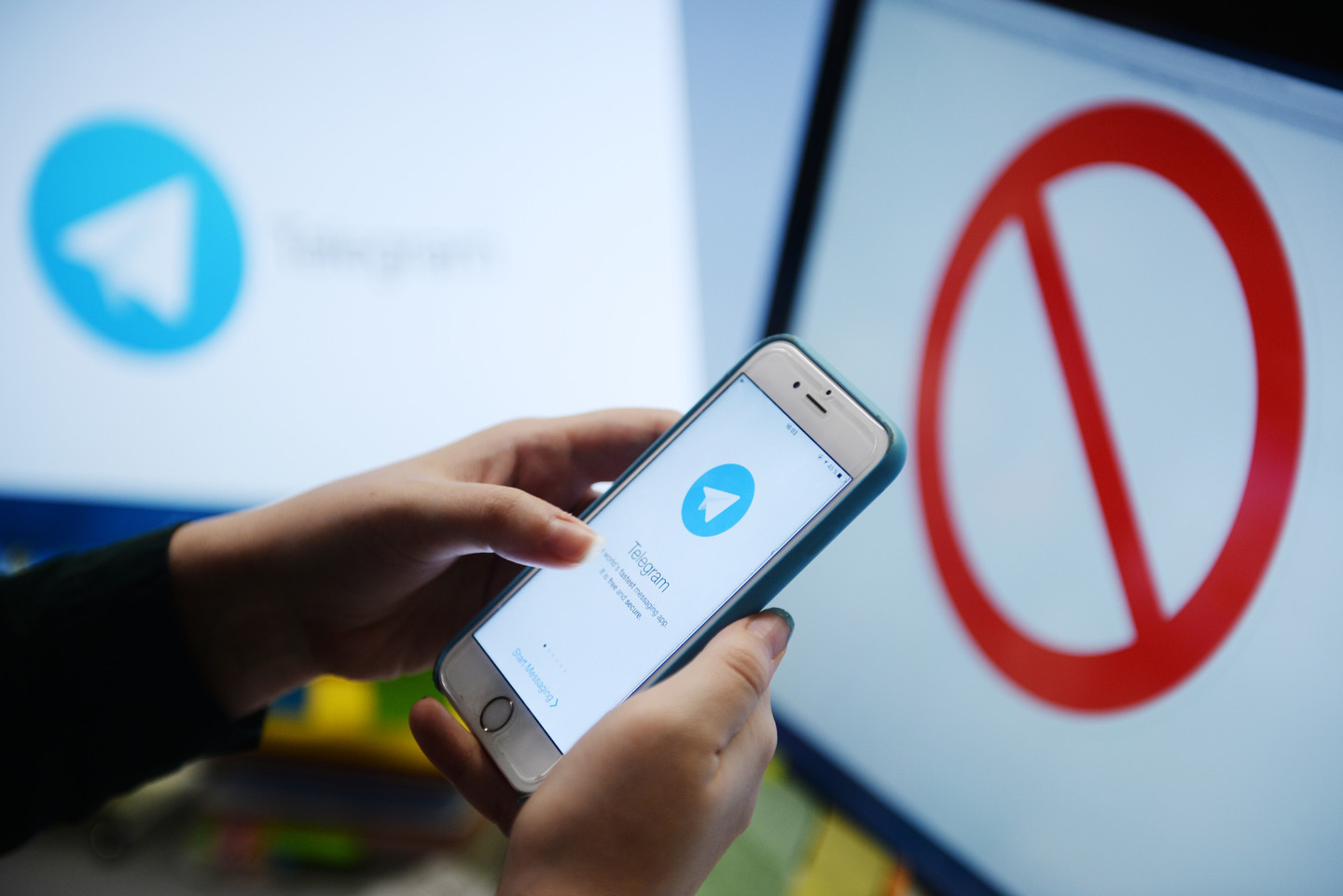Стався глобальний збій у роботі Telegram, Twitter та Facebook