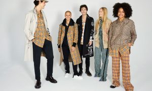 Burberry сожгла непопулярную одежду, чтоб не продавать ее по дешевке