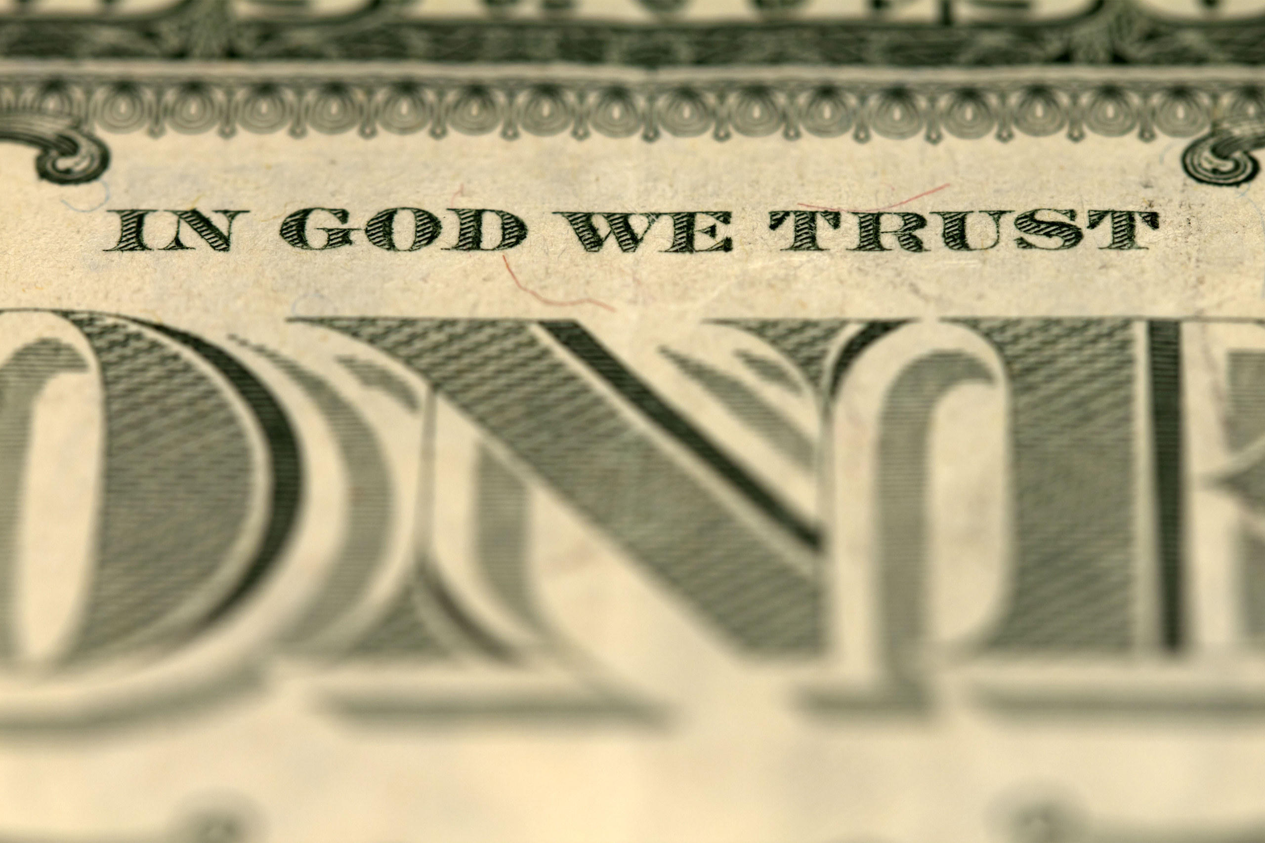 Суд США решил судьбу надписи «In God We Trust» на долларах