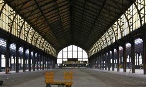 В Брюсселе появится «Это не улица» по мотивам картины Магритта