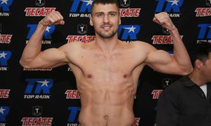 Непобедимый чемпион мира хочет провести бой с Гвоздиком