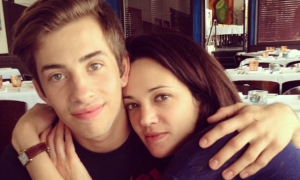 Актрису, обвинившую продюссера Вайнштена в харрасменте, уличили в домагательствах