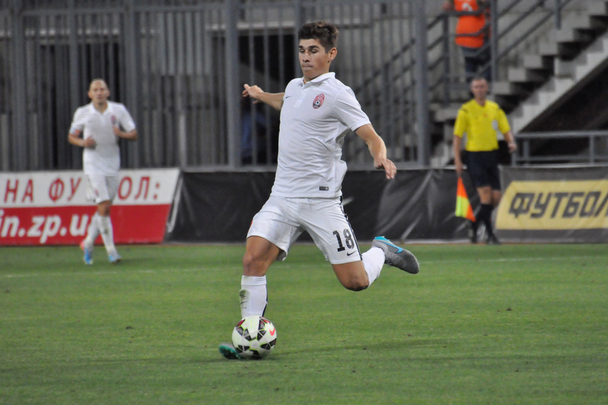 Украинский футболист добился самой высокой зарплаты в зарубежном клубе