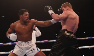 Видео: Джошуа эффектно отправил россиянина Поветкина в его первый нокаут