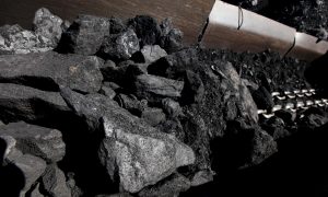 Индийские компании оплачивают российский уголь китайскими юанями