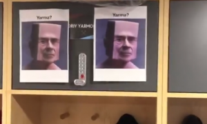 Видео, фото: болельщики и футболисты поиздевались над Ярмоленко за невероятный промах