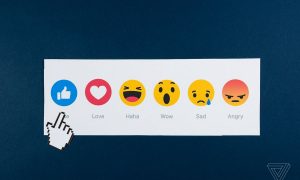 Facebook потерял миллион пользователей