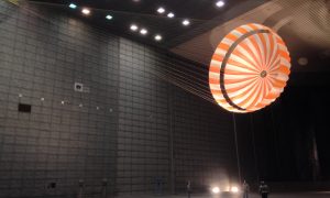 В NASA протестировали парашют для посадки на Марс