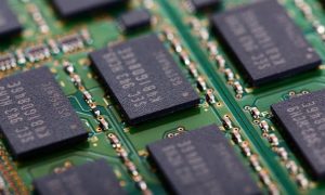 В США запретили сотрудничество с китайским производителем чипов