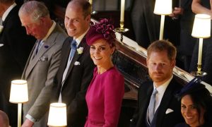 Фото: королева Елизавета сыграла еще одну монаршую свадьбу