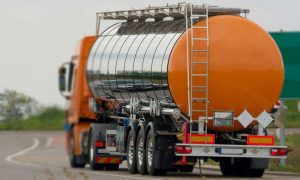 росія заплатить Польщі за припинення постачання нафти