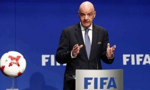 ФИФА сурово накажет футболистов, которые будут играть в Суперлиге