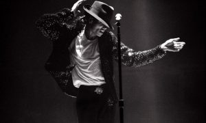 Майкл Джексон стал самой оплачиваемой умершей знаменитостью