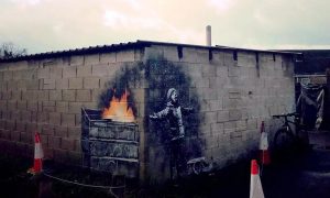 В Британии обнаружили новое граффити Бэнкси — СМИ