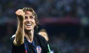 Видео: «Золотой мяч-2018» сменил неизменных обладателей Роналду и Месси