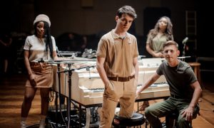 Видео: украинская группа представила новую песню на уникальном инструменте