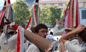 Фото: в Испании начался древнейший карнавал Европы