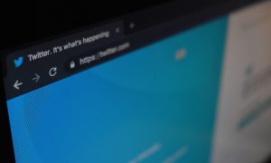 Twitter запускает открытое бета-тестирование новых функций