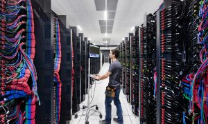 Фото: IBM представила первый коммерческий квантовый компьютер