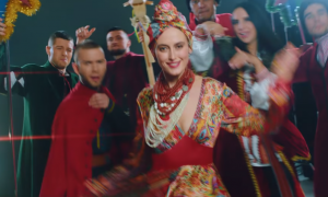 Видео: Украинские исполнители спели рэп-колядку