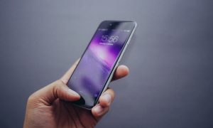 В IPhone нашли шпионский баг