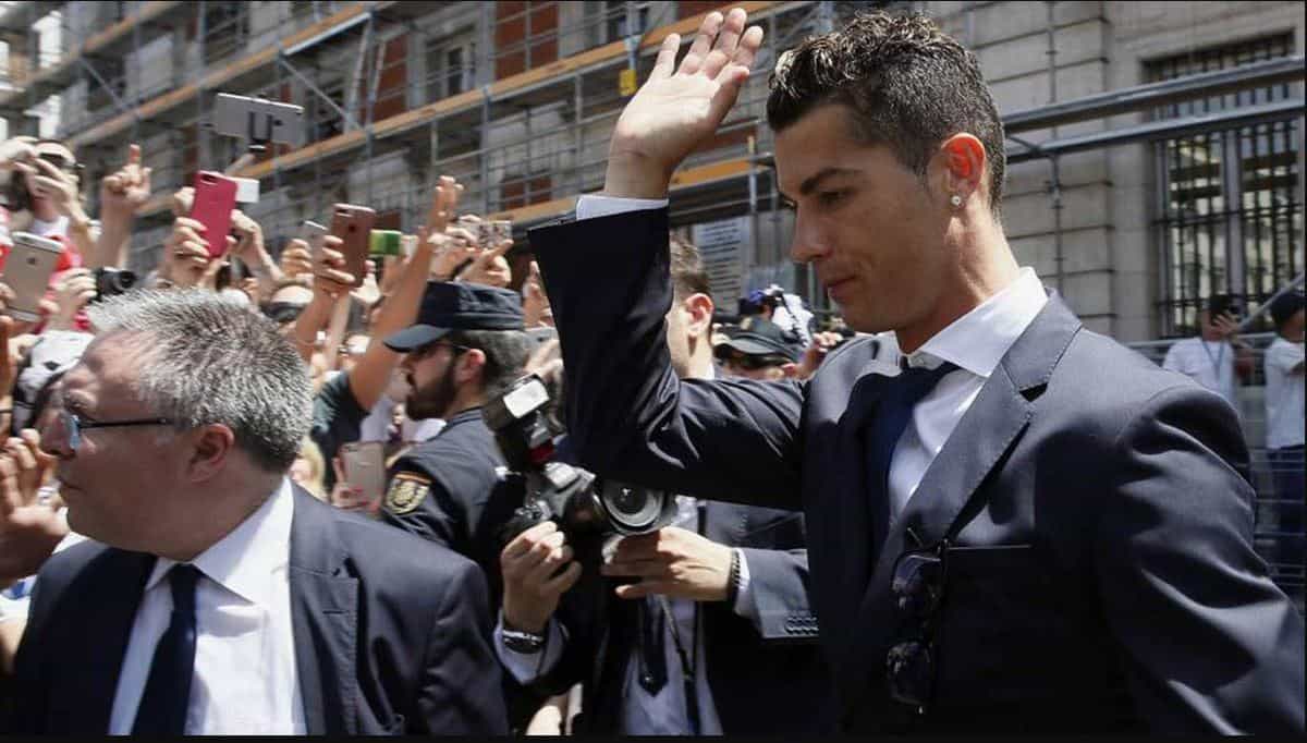 Криштиану Роналду оштрафовали на 19 миллионов и присудили 2 года заключения