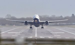 В двух аэропортах Лондона установят военные системы защиты от беспилотников