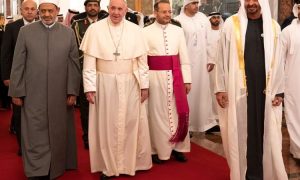 Папа Римский впервые посетил Объединенные Арабские Эмираты