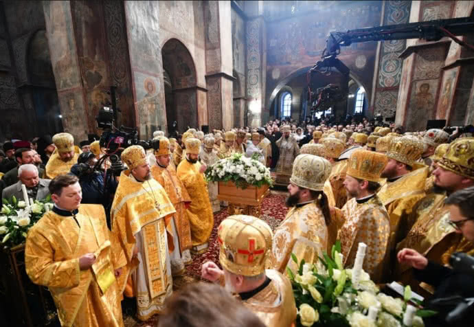 Фото, видео: в киевской Софии состоялась интронизация предстоятеля ПЦУ Епифания