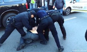 Фото: полиция поймала главаря группировки, которая терроризировала предпринимателей