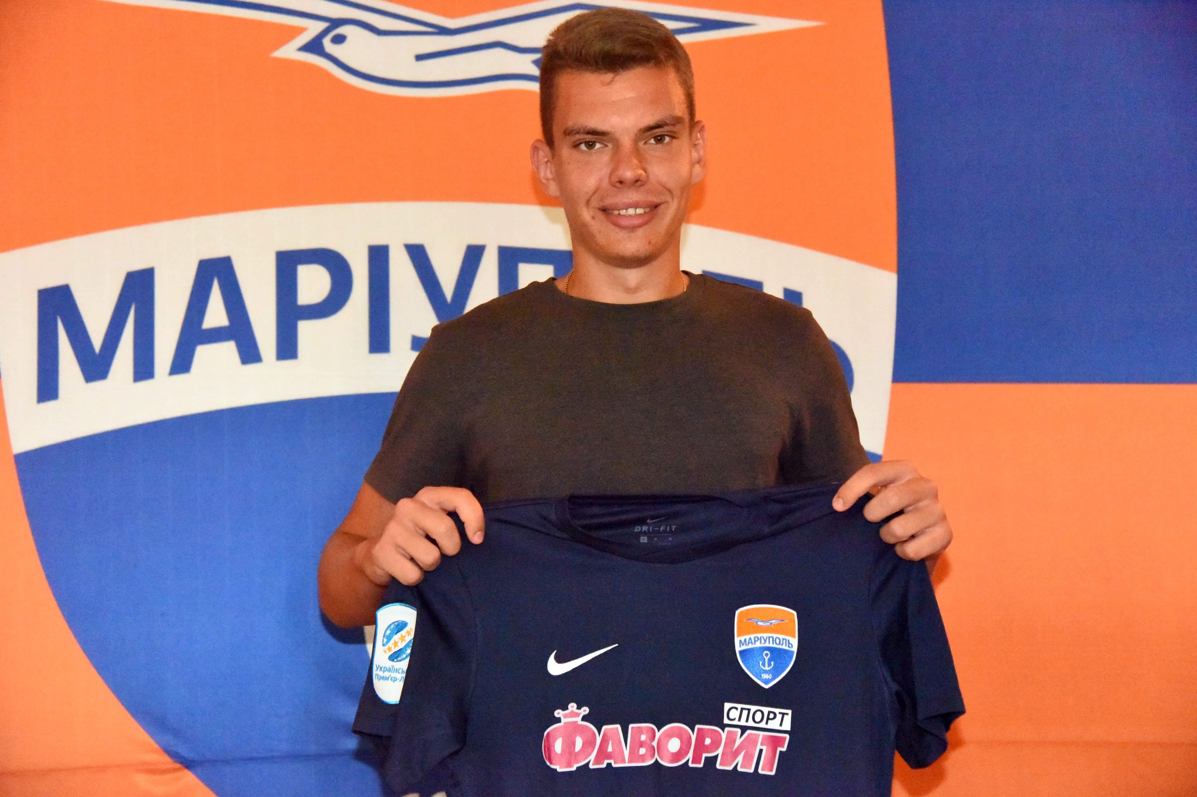 Игрок «Мариуполя» за два дня дважды поменял команду